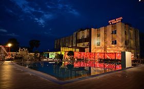 Divine Hotel And Resorts